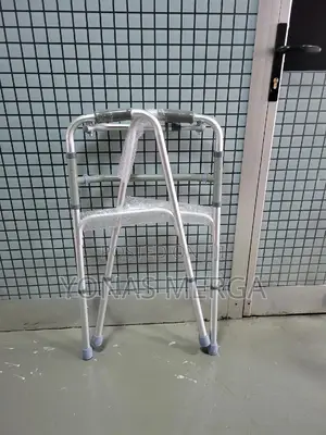 Photo - Walker /Everactiv by HCAH Lightweight Aluminuium Walker