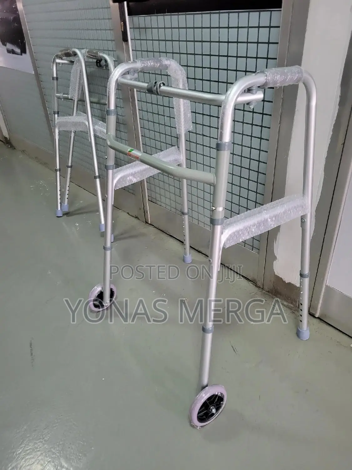 PHYSIQO Adult Walking Walker Adjustable Foldable~Design-5