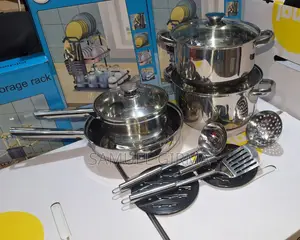 Photo - 2 ድስቶች + 1 ወጥ ማቅረቢያ + 1 መጥበሻ +3የተለያዩ ማንኪያዎች+2የትኩስ ማብረጃ