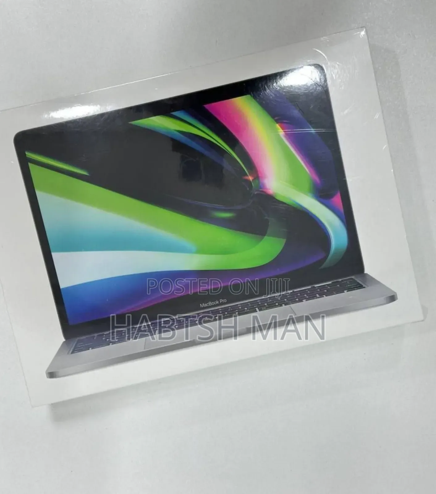 New Laptop Apple MacBook Air 2022 M2 8GB Apple M2 SSD 256GB