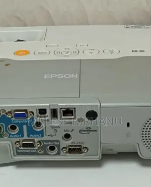 New Epson EB-95 Prokector