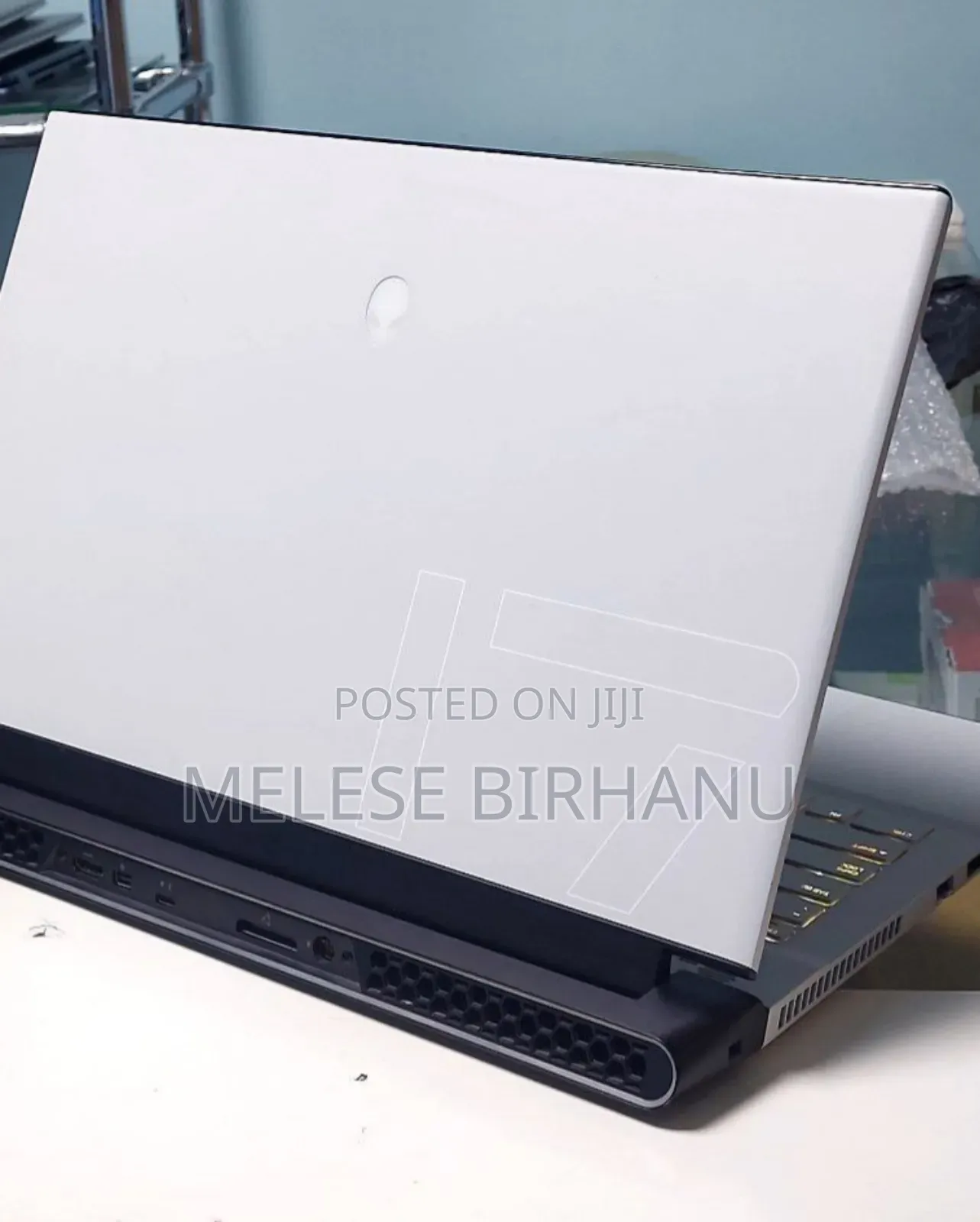 New Laptop Alienware Area-51m 16GB Intel Core I7 SSD 1T