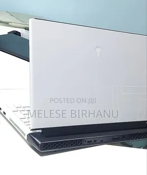 New Laptop Alienware Area-51m 16GB Intel Core I7 SSD 1T