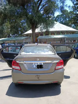 Suzuki Dzire 2022 Silver