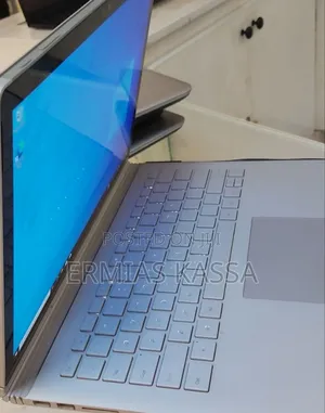 Photo - Laptop Microsoft Surface Book 8GB Intel Core I5 SSD 256GB