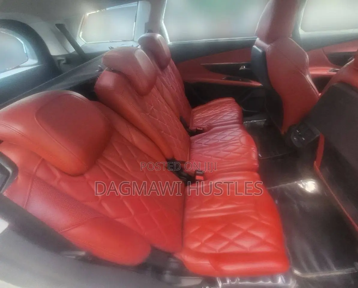 Peugeot 5008 2020 White