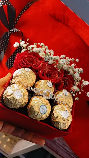 Yaho Birthday Gift Package