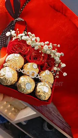 Yaho Birthday Gift Package