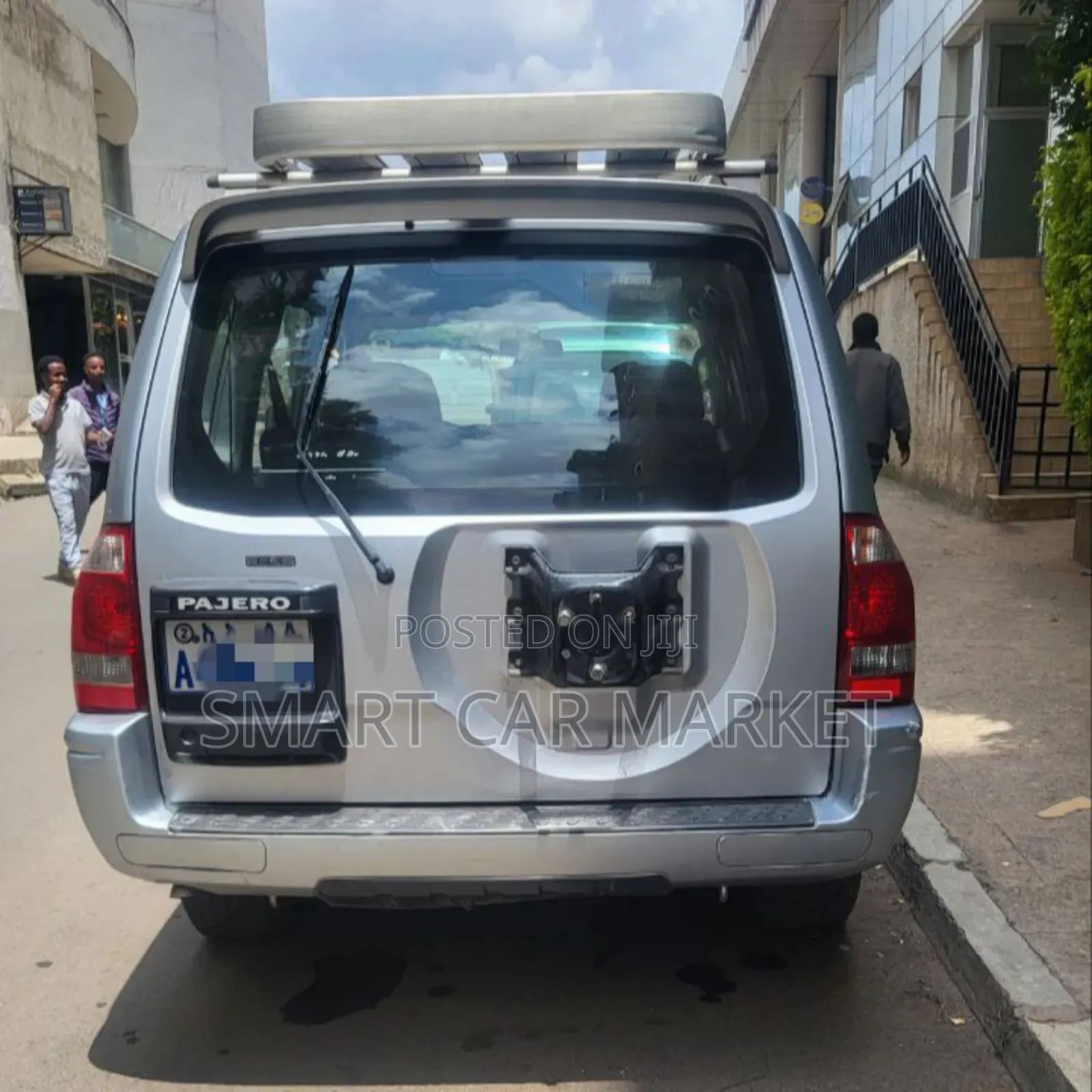 Mitsubishi Pajero 2004 Silver