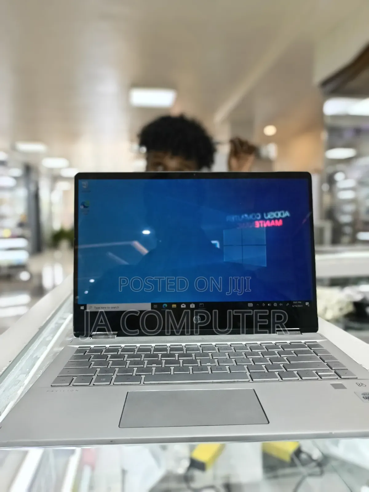 New Laptop HP Pavilion 15 8GB Intel Core I7 SSD 256GB