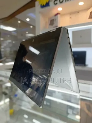 New Laptop HP Pavilion 15 8GB Intel Core I7 SSD 256GB