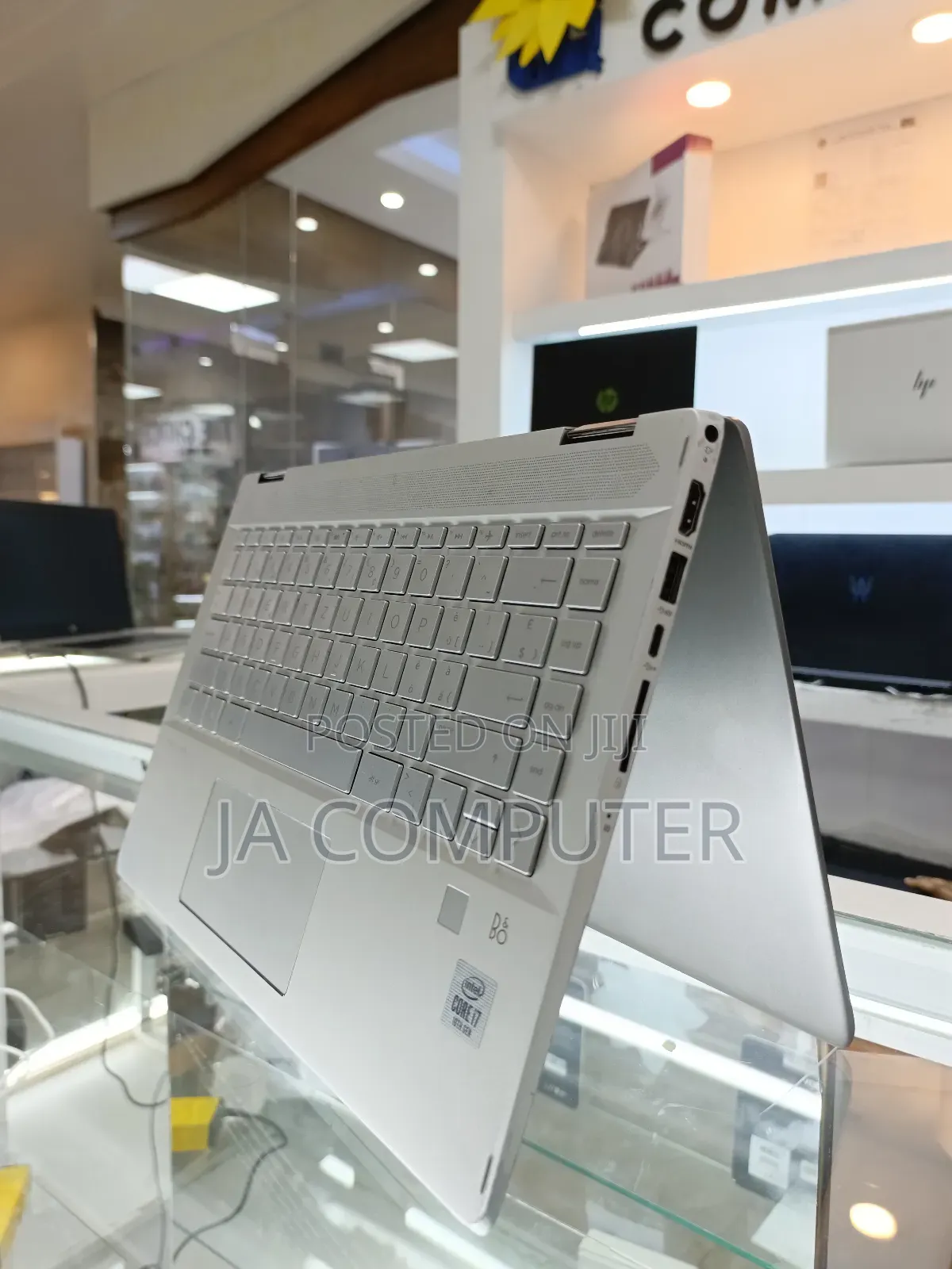 New Laptop HP Pavilion 15 8GB Intel Core I7 SSD 256GB