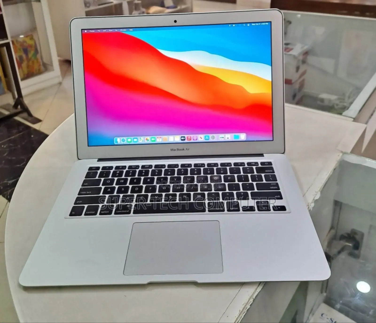 New Laptop Apple MacBook Air 2014 4GB Intel Core I5 SSD 128GB