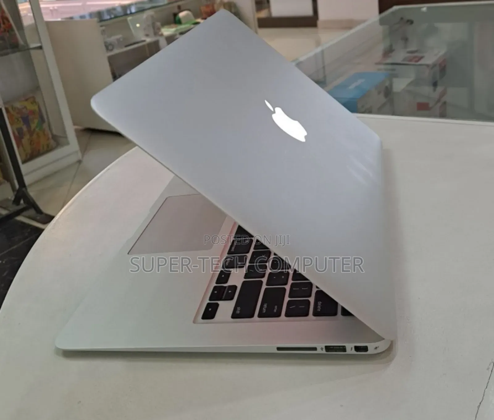 New Laptop Apple MacBook Air 2014 4GB Intel Core I5 SSD 128GB