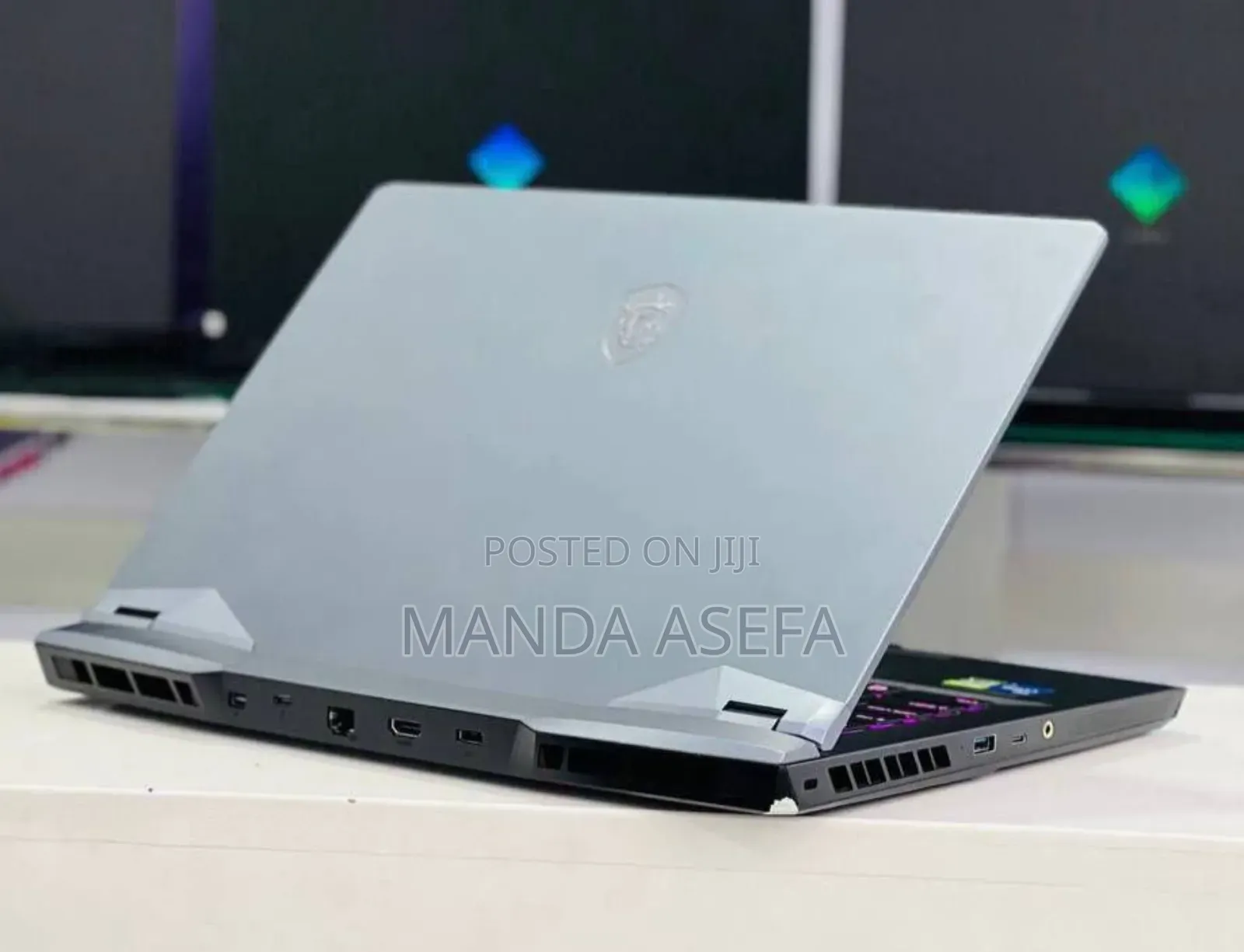 New Laptop MSI Raider GE76 12UGS 16GB Intel Core I7 SSD 1T