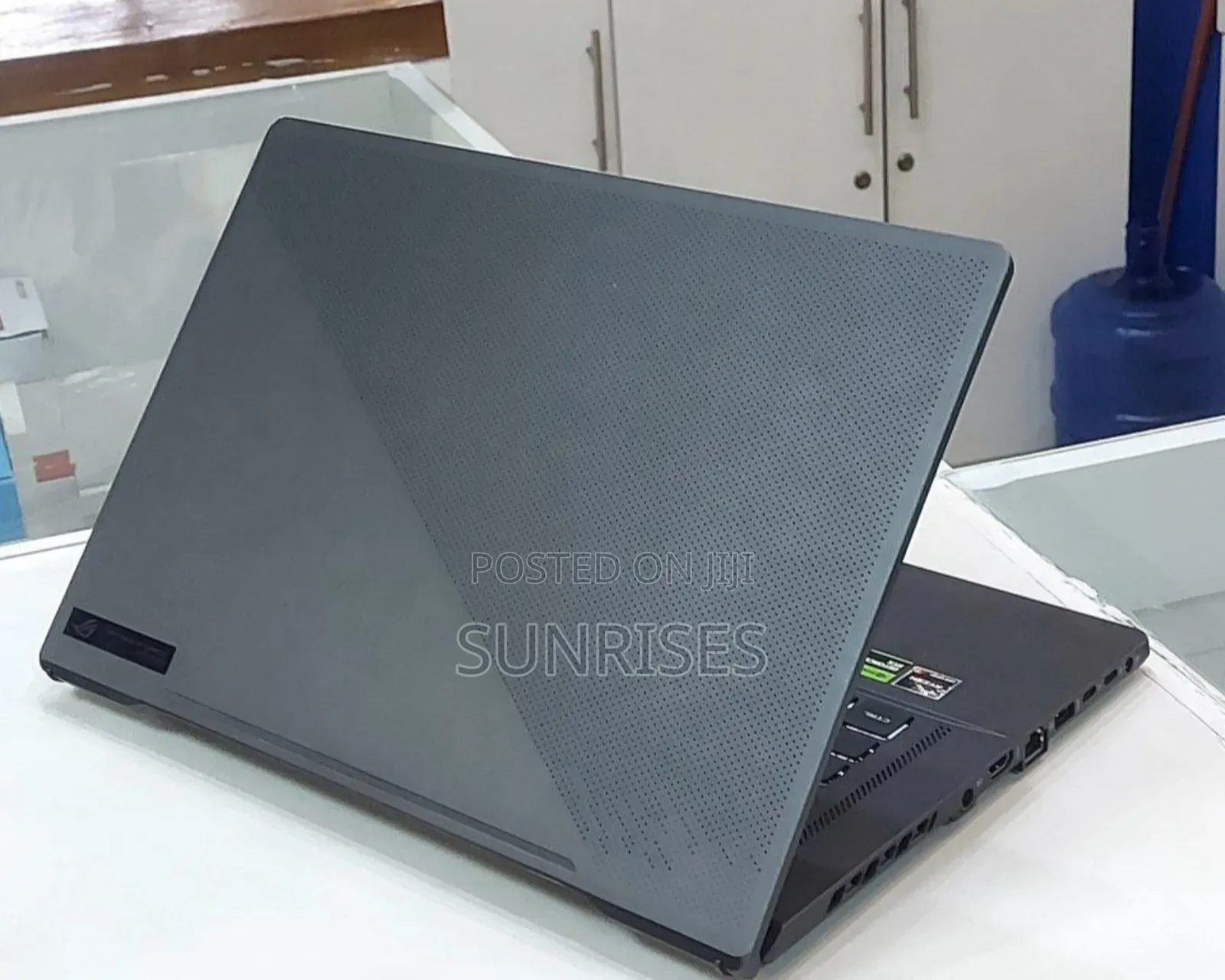 New Laptop Asus ROG Zephyrus G15 16GB AMD Ryzen 7 SSD 1T