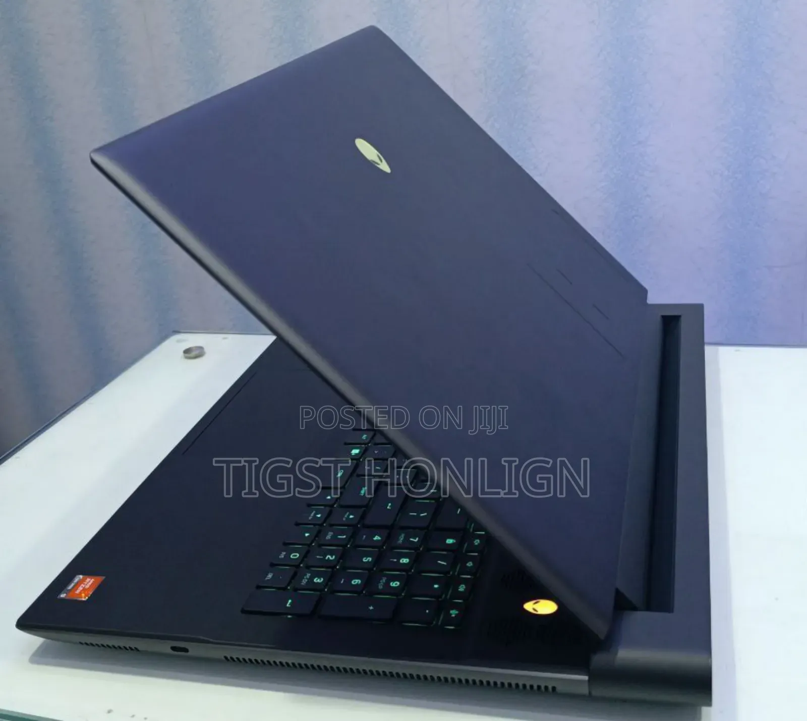 New Laptop Alienware Area-51m 32GB AMD Ryzen 9 SSD 1T