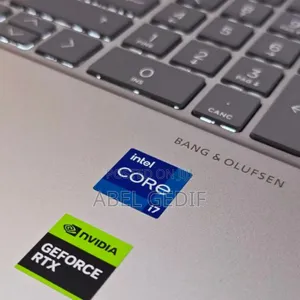 New Laptop HP Envy 17 16GB Intel Core I7 SSD 512GB