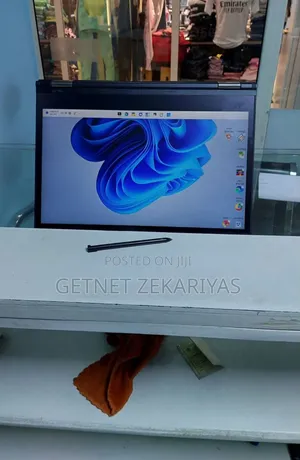 New Laptop Lenovo ThinkPad Yoga 370 8GB Intel Core I5 SSD 512GB