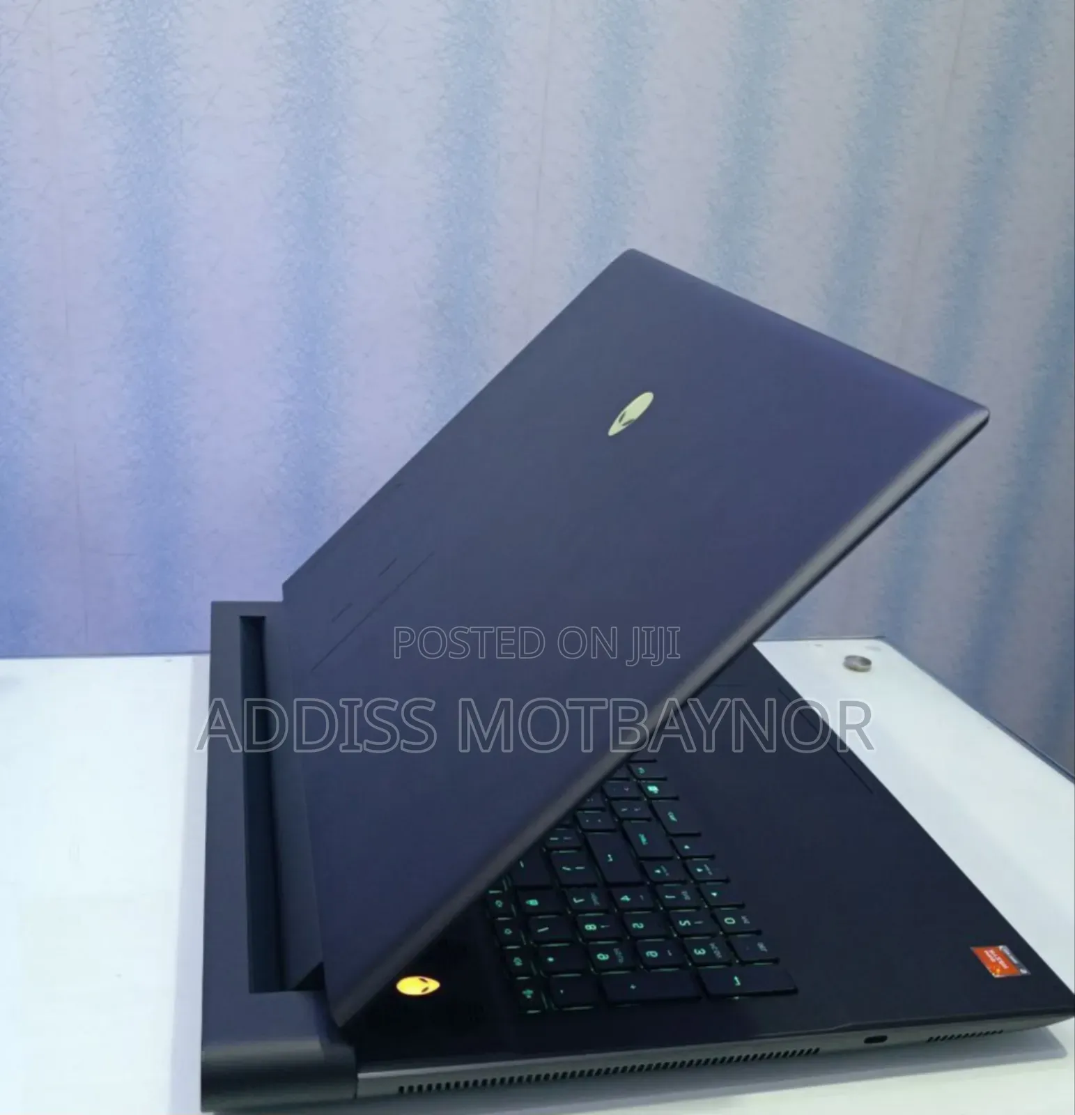 New Laptop Alienware Area-51m 16GB AMD Ryzen 7 SSD 1T