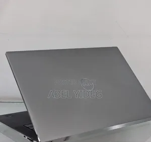 New Laptop Dell Precision 5570 32GB Intel Core I7 SSD 512GB