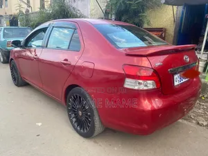 Toyota Belta 2010 Red