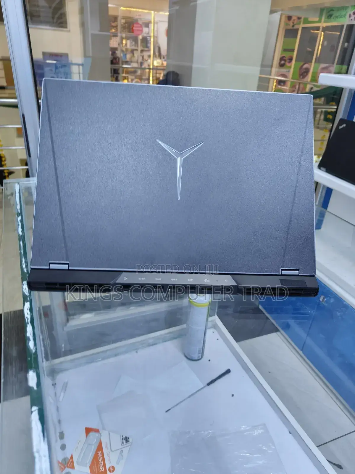 New Laptop Lenovo Legion 5 16GB AMD Ryzen 7 SSD 512GB