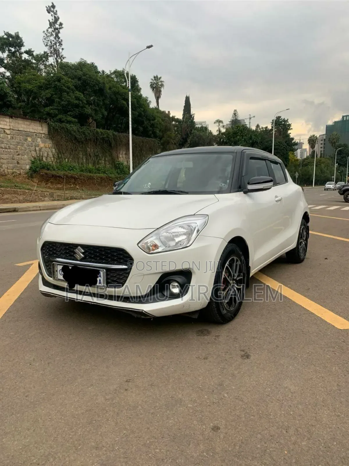 Suzuki Swift 2021 White