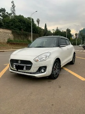 Suzuki Swift 2021 White