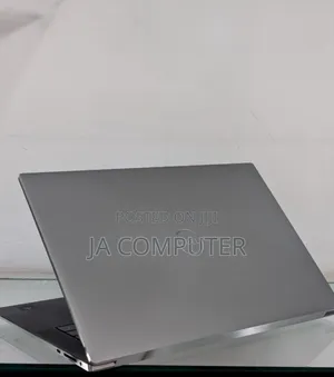 New Laptop Dell Precision 5570 32GB Intel Core I7 SSD 512GB