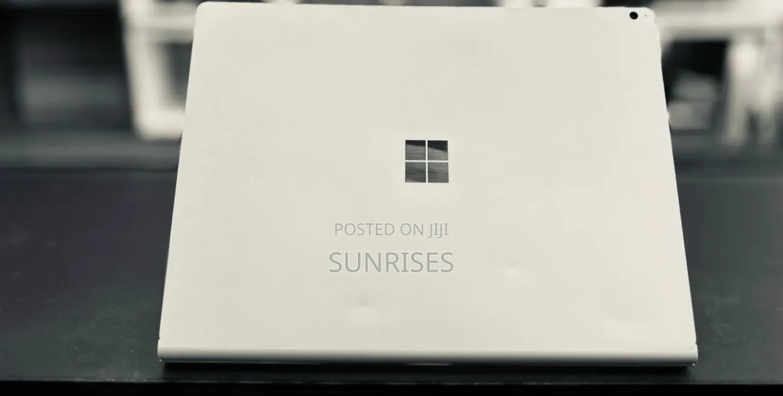 New Laptop Microsoft Surface Book 2 16GB Intel Core I7 SSD 256GB