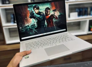 New Laptop Microsoft Surface Book 2 16GB Intel Core I7 SSD 256GB