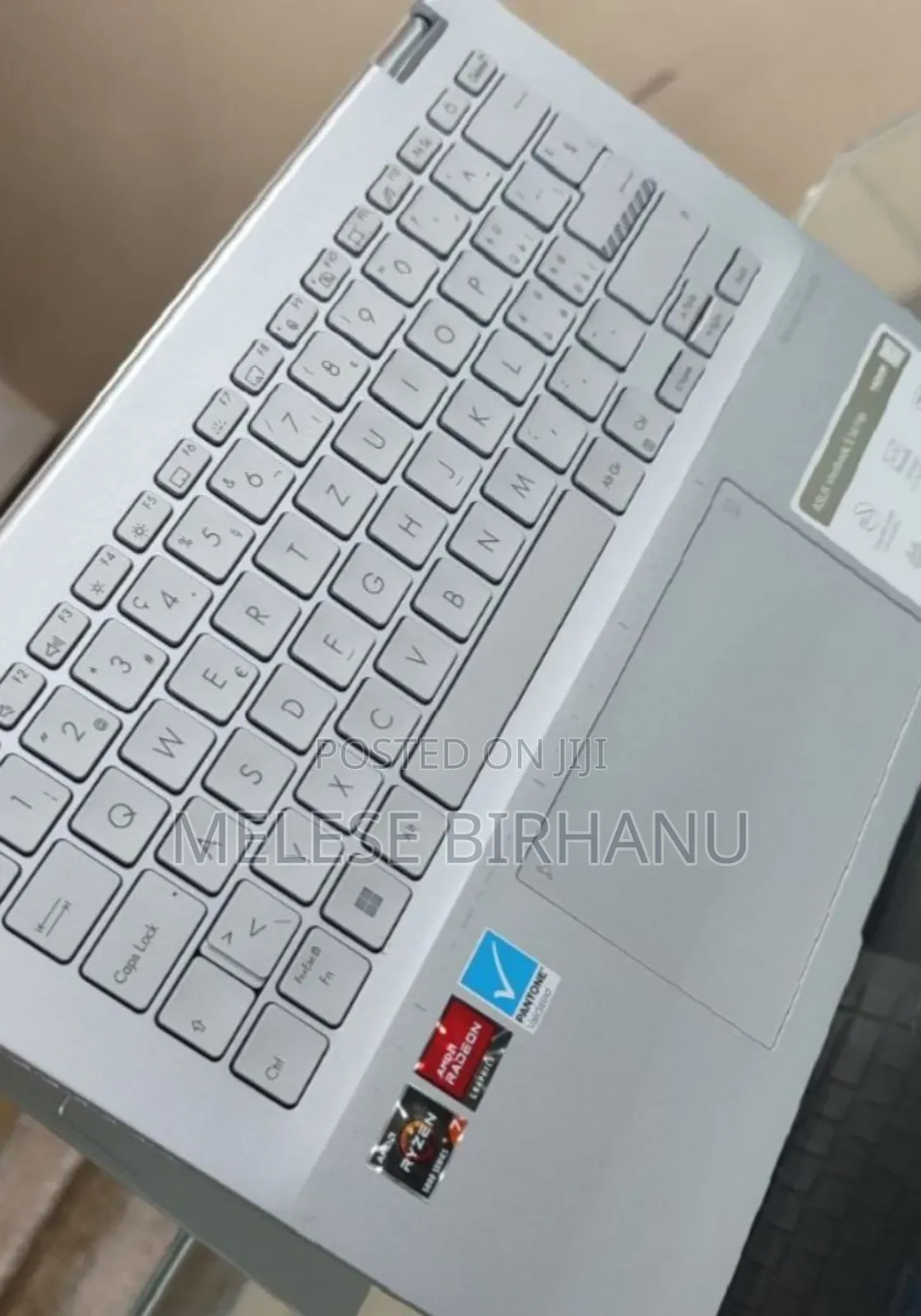 New Laptop Asus Vivobook 16 16GB AMD Ryzen 7 SSD 1T