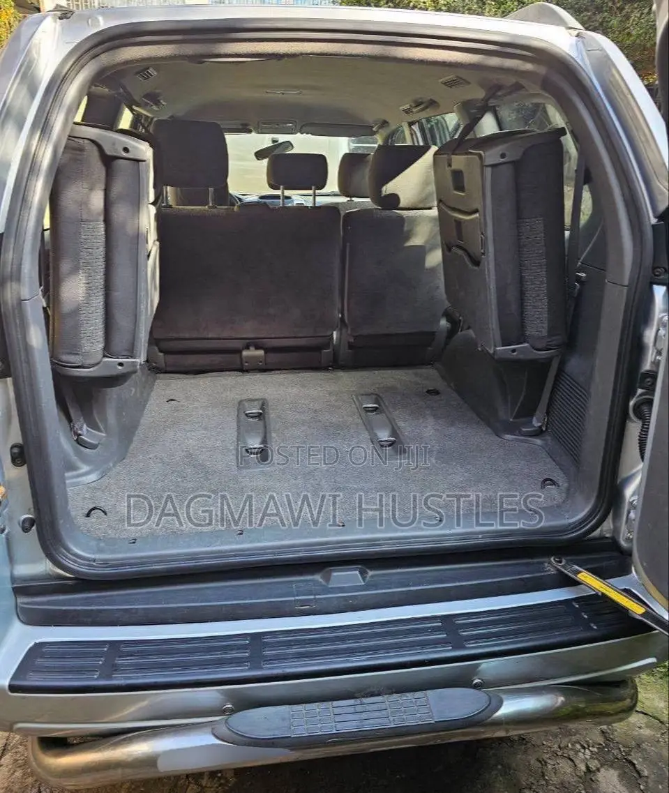 Toyota Land Cruiser Prado 3.0 TD 2010 Silver