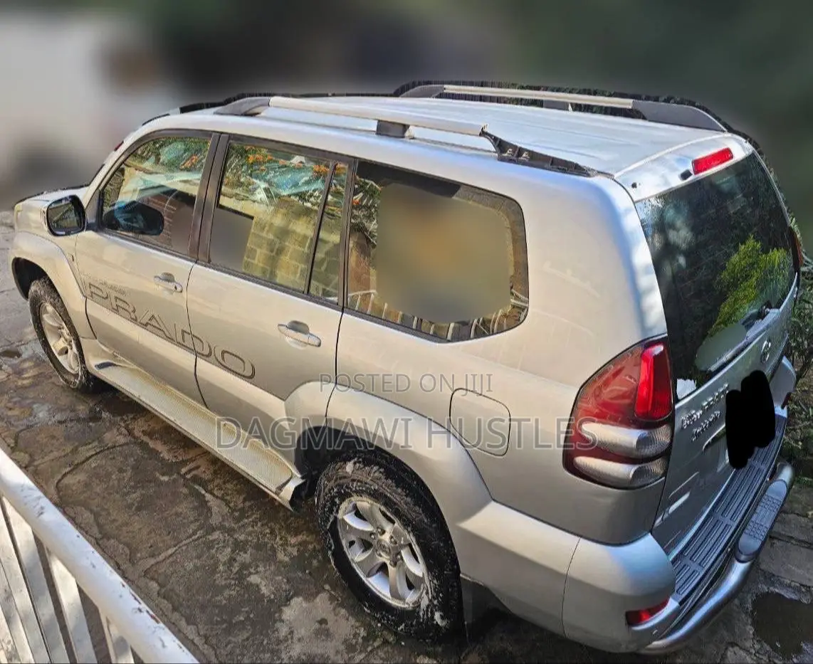 Toyota Land Cruiser Prado 3.0 TD 2010 Silver