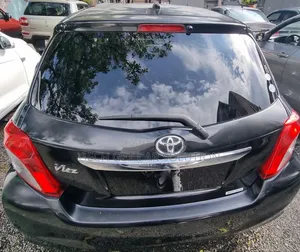 Toyota Yaris 2012 Black