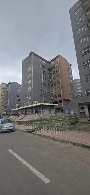 Photo - 3bdrm Condo in አያት, Bole for sale