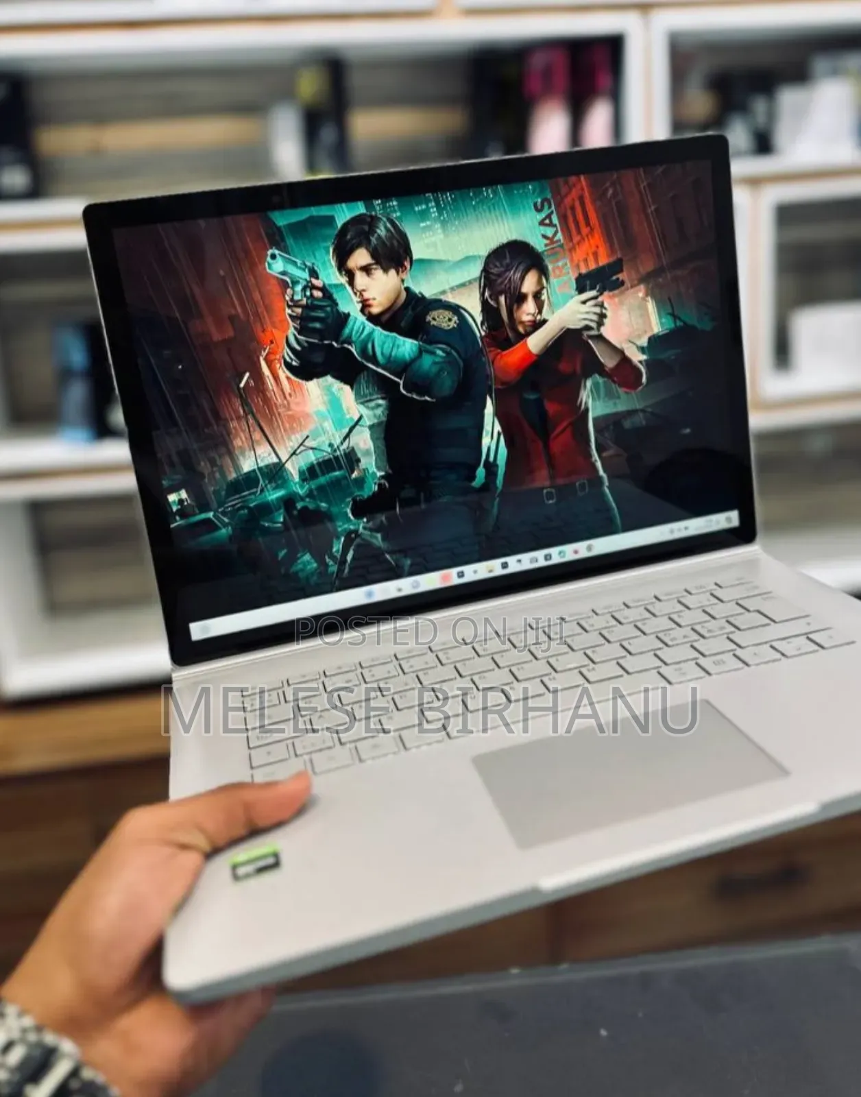 New Laptop Microsoft Surface Book 2 16GB Intel Core I7 SSD 256GB