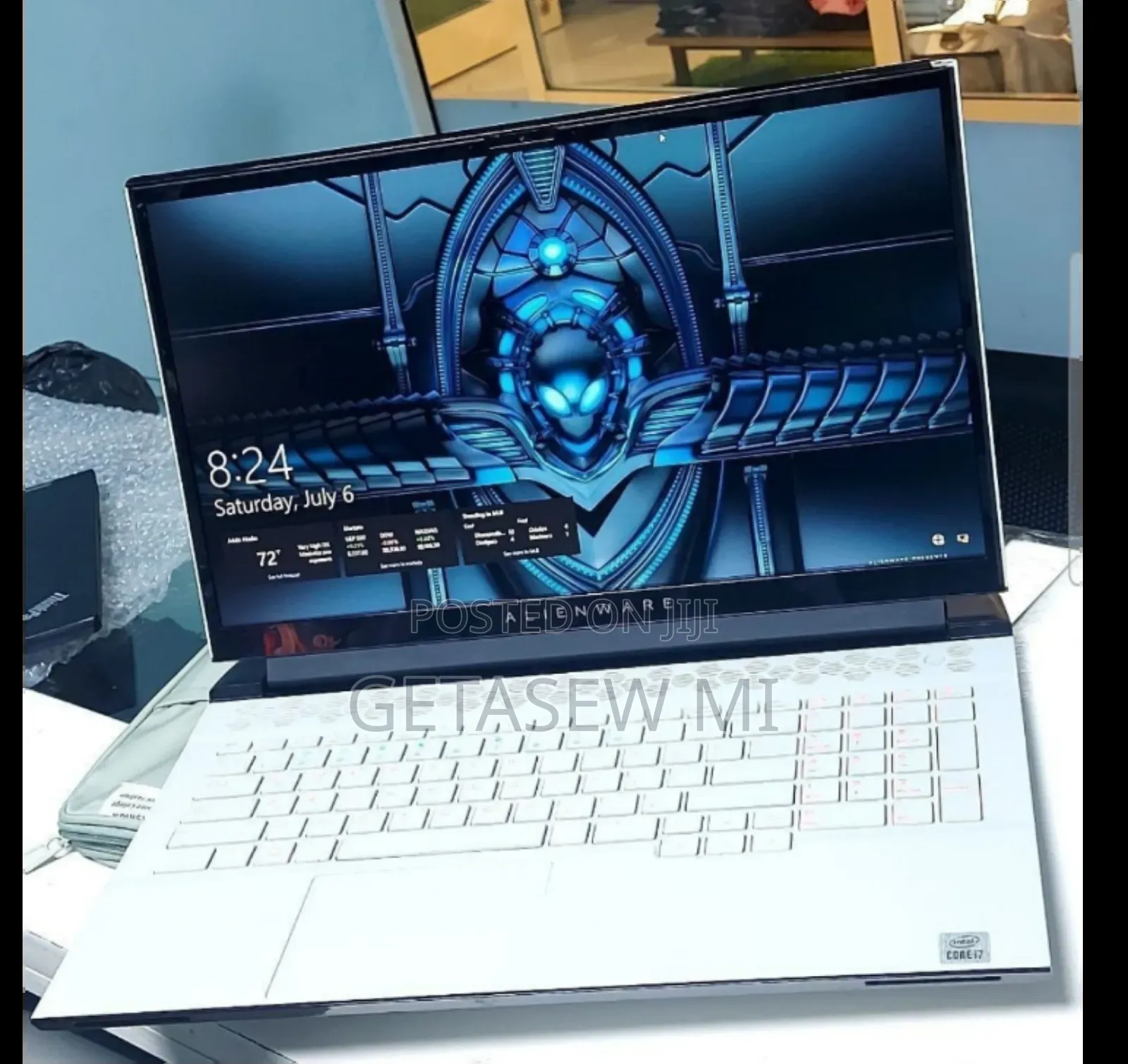 New Laptop Alienware M17x R2 16GB Intel Core I7 SSD 1T