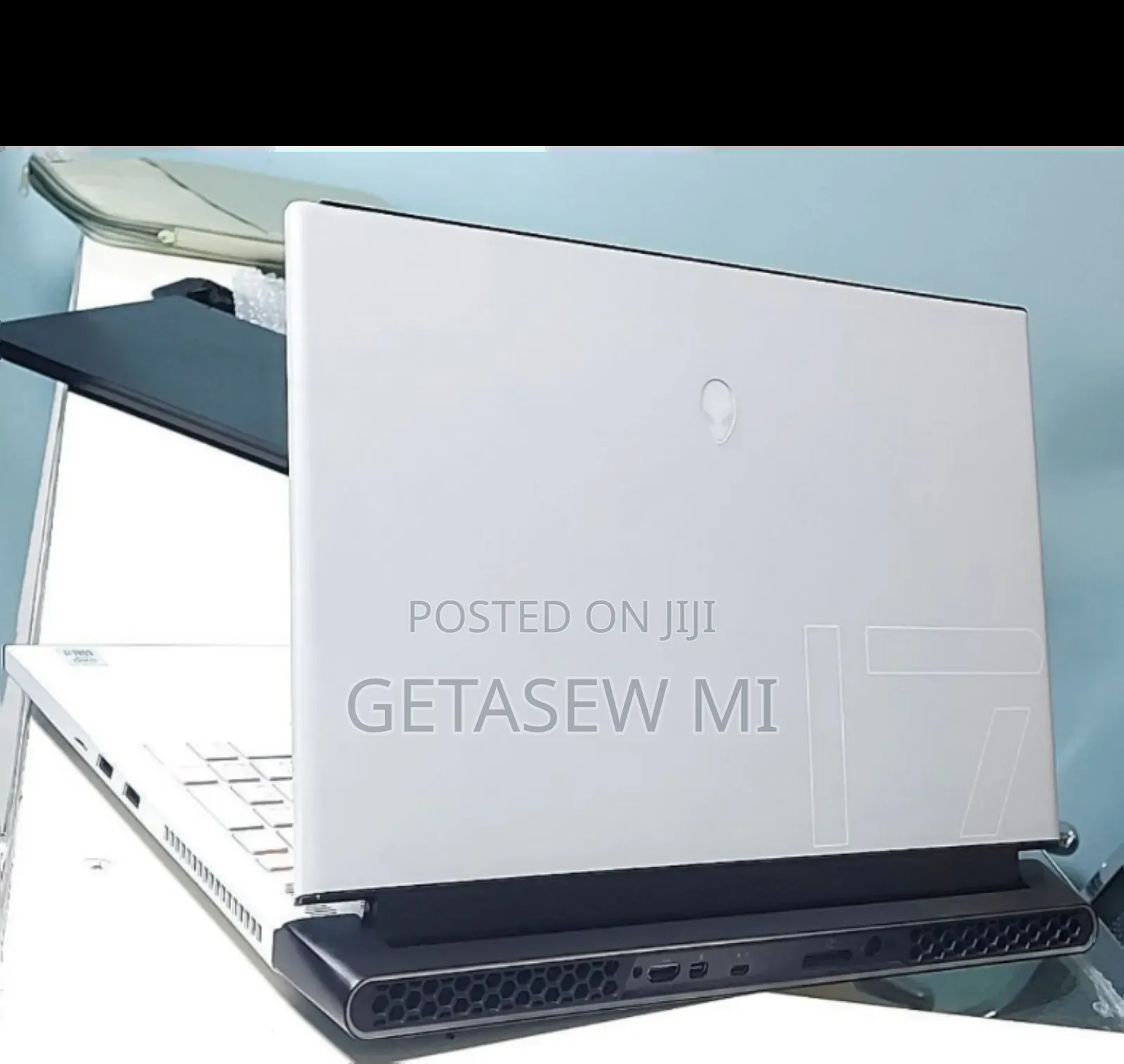 New Laptop Alienware M17x R2 16GB Intel Core I7 SSD 1T