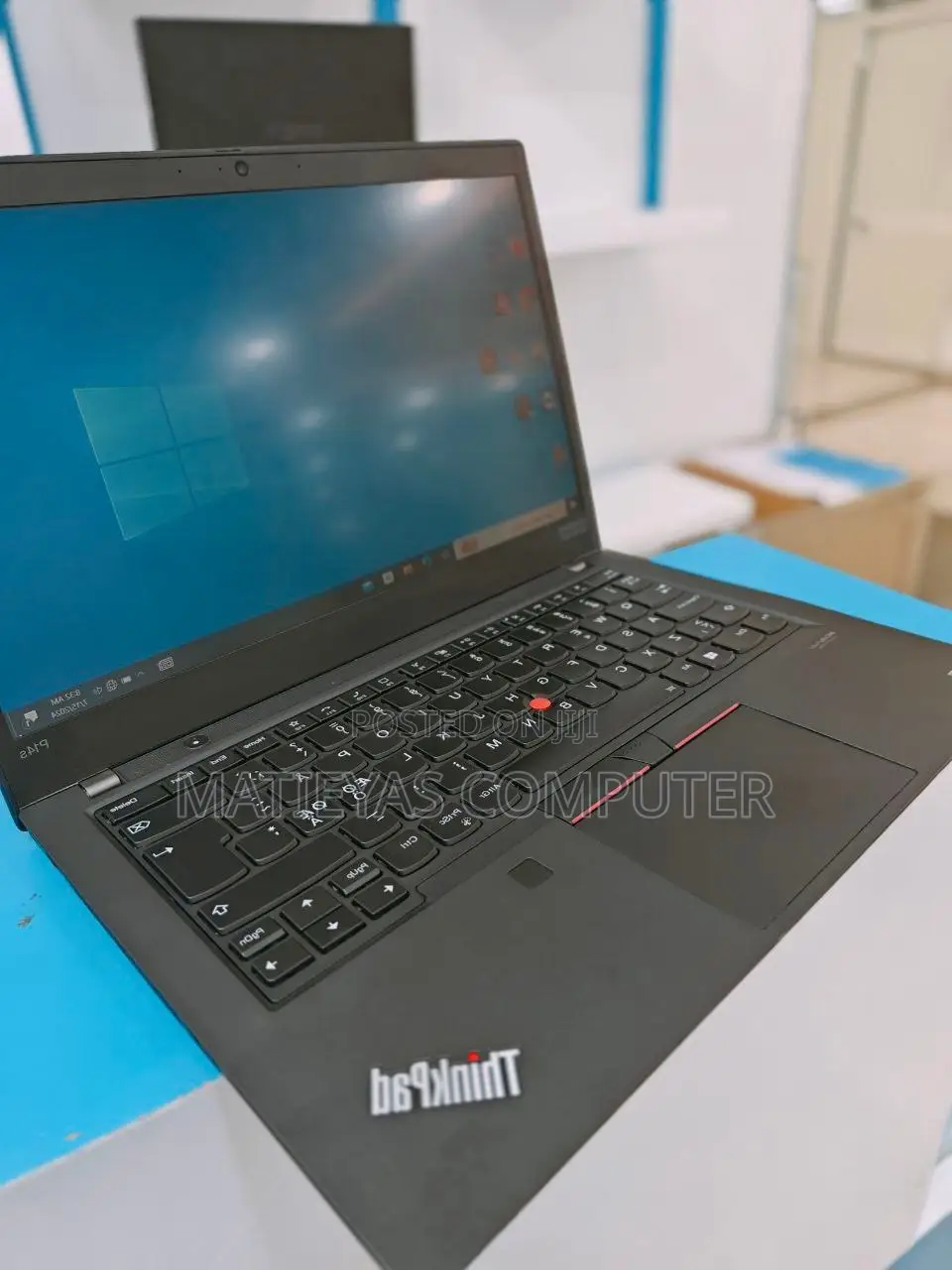 New Laptop Lenovo ThinkPad 2 8GB AMD Ryzen 5 SSD 512GB