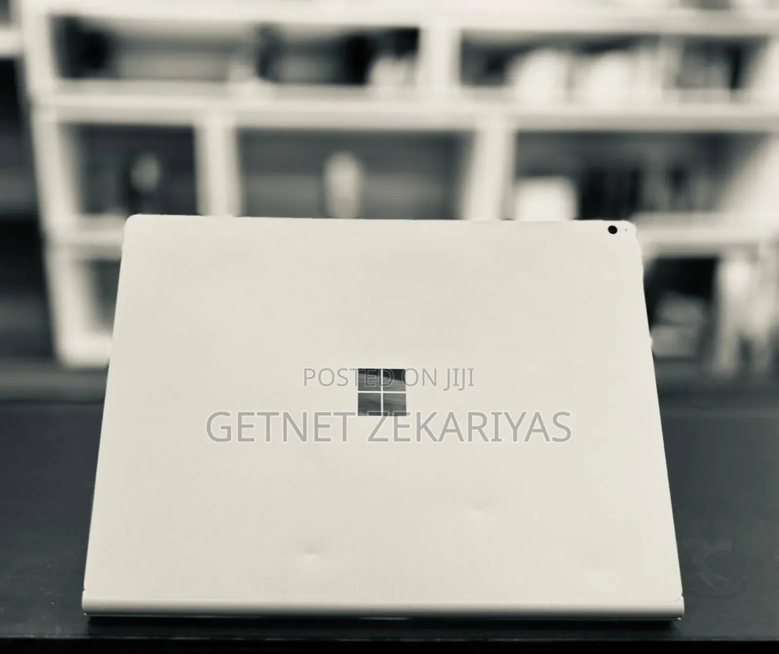 New Laptop Microsoft Surface Book 2 8GB Intel Core I7 SSD 256GB