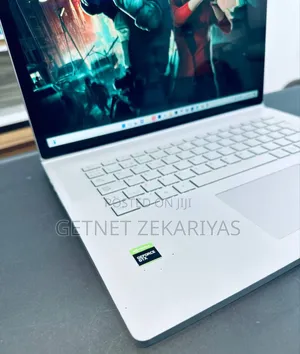 New Laptop Microsoft Surface Book 2 8GB Intel Core I7 SSD 256GB
