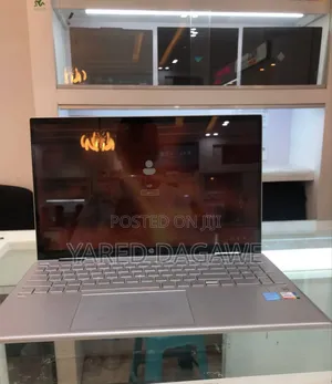 New Laptop HP Pavilion 13 X360 8GB Intel Core I5 SSD 512GB
