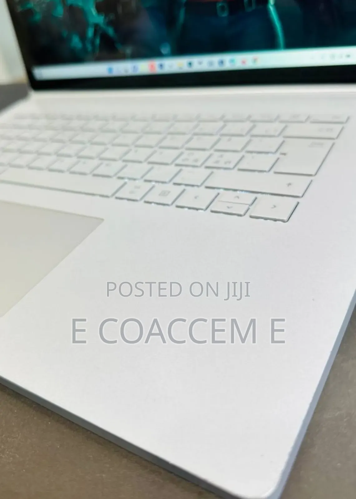 New Laptop Microsoft Surface Book 2 16GB Intel Core I7 SSD 256GB