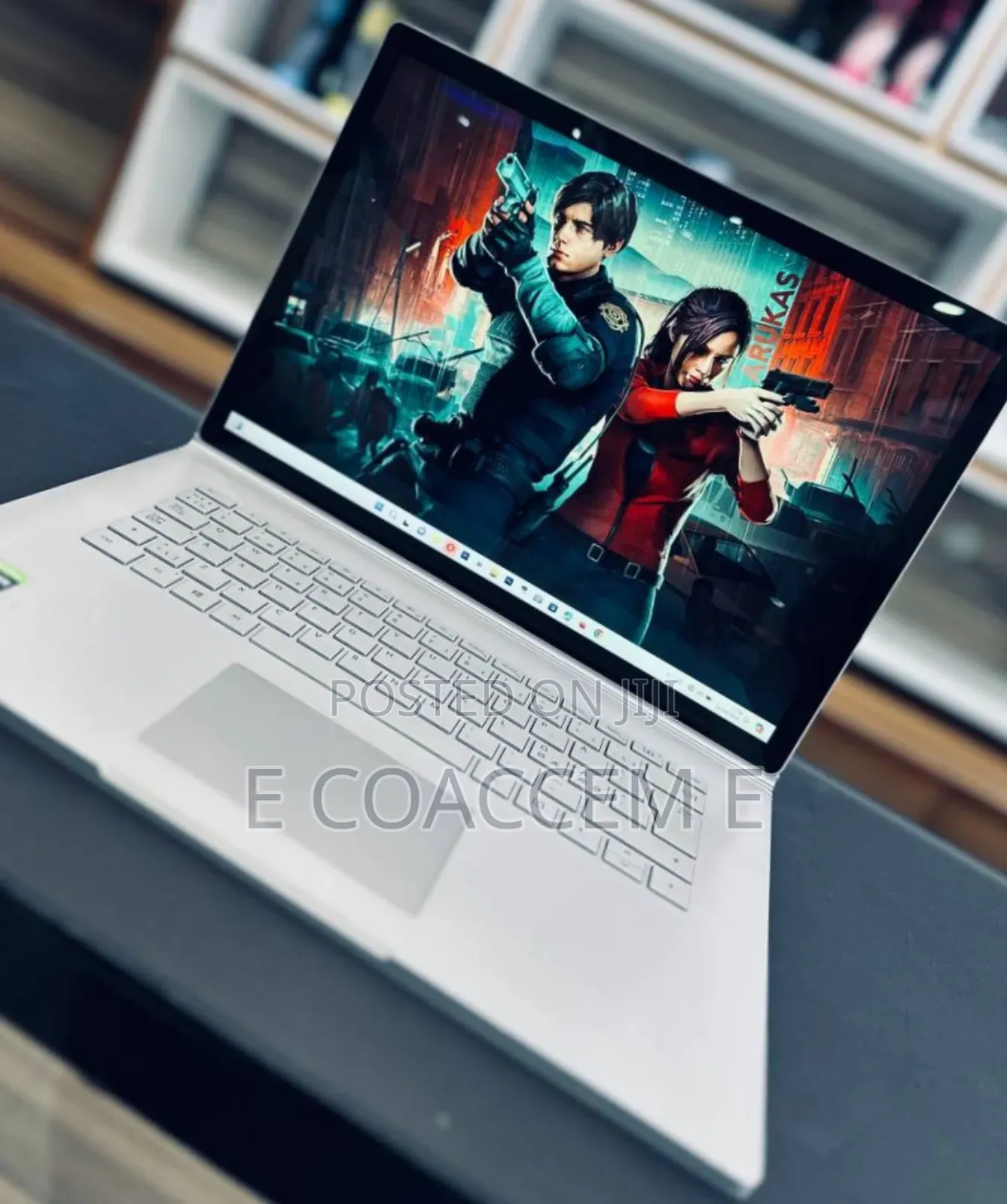 New Laptop Microsoft Surface Book 2 16GB Intel Core I7 SSD 256GB