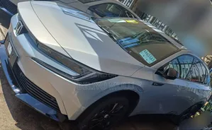 New Honda e:NS1 68.8 kWh FWD 2024 Silver