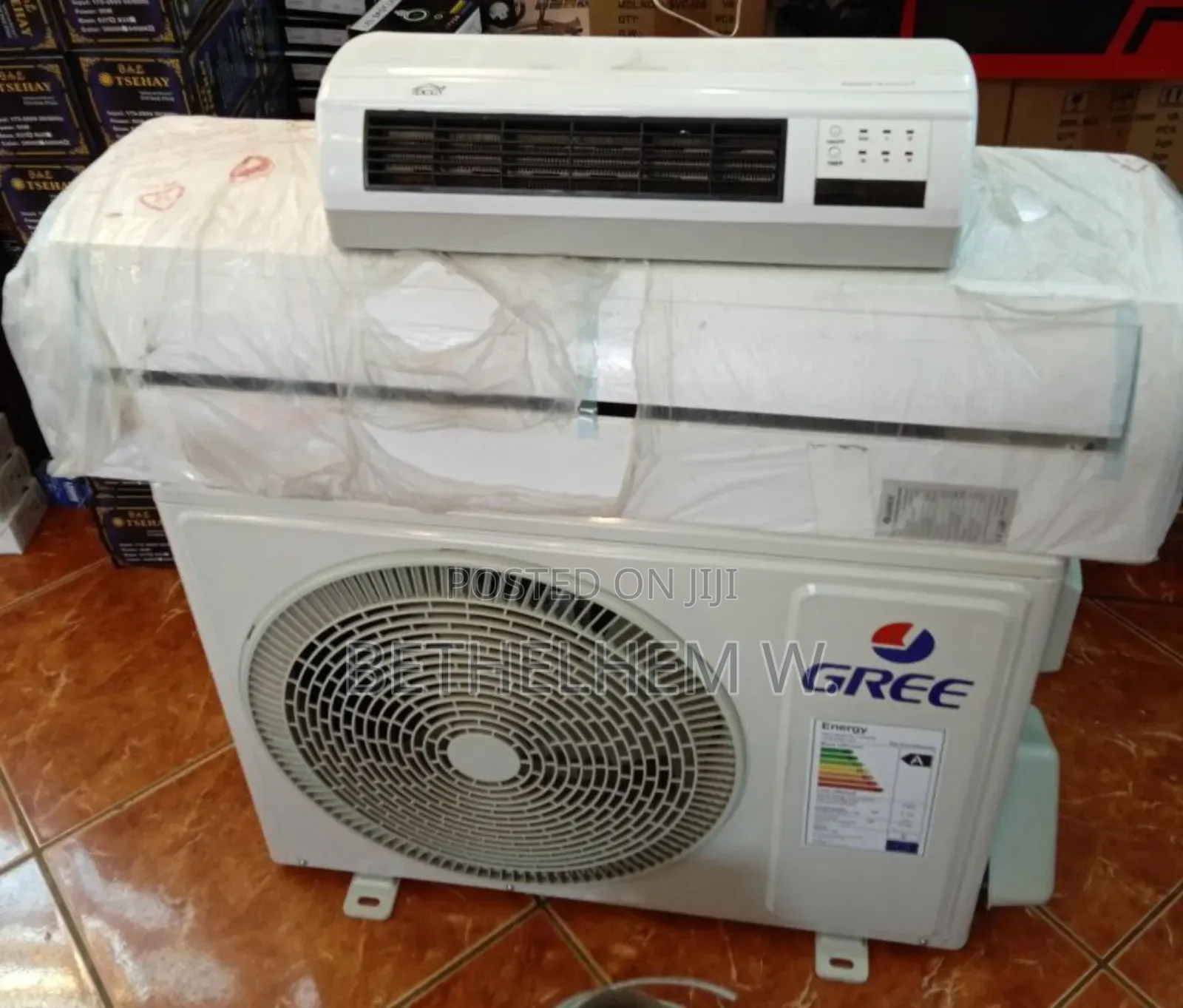 Gree Split Type Air Conditioner