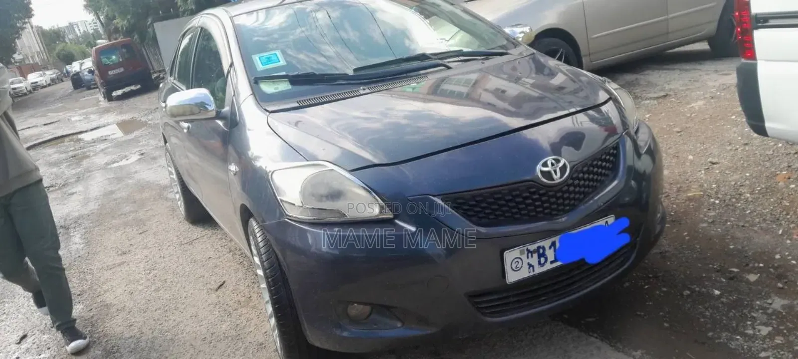 Toyota Yaris 2011 Blue