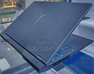New Laptop Lenovo Legion 5 16GB AMD Ryzen 7 SSD 512GB